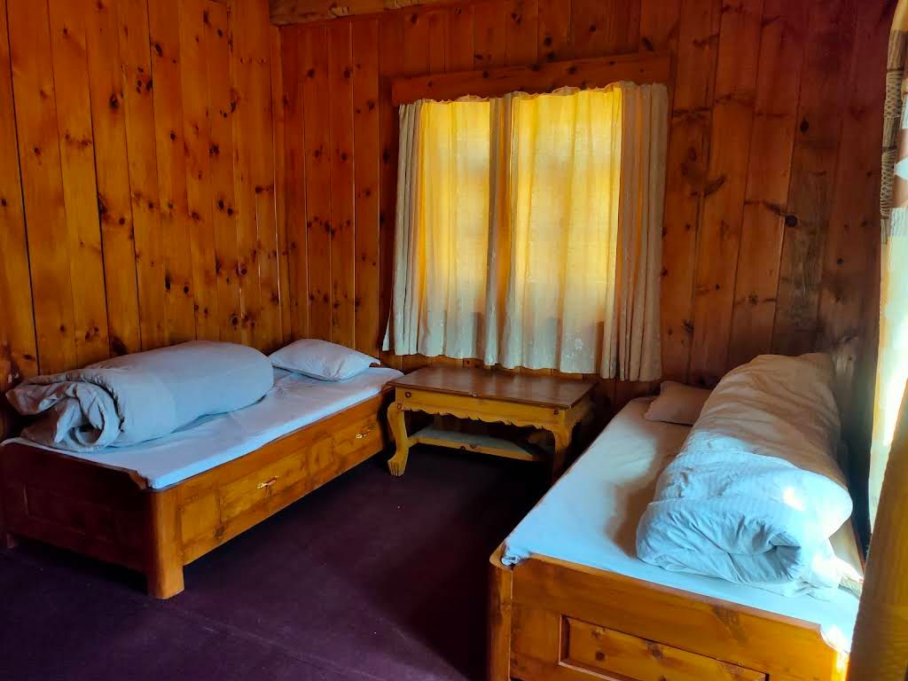 Himalayan Hotel and Lodge image 2