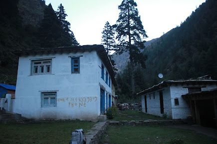 Hotel Pahunaghar cover