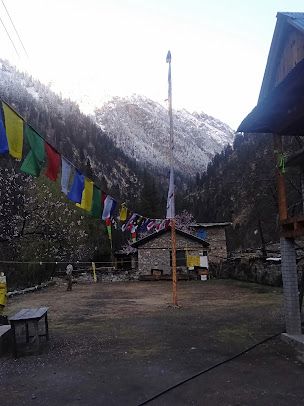 Laliguras Hotel and Lodge cover