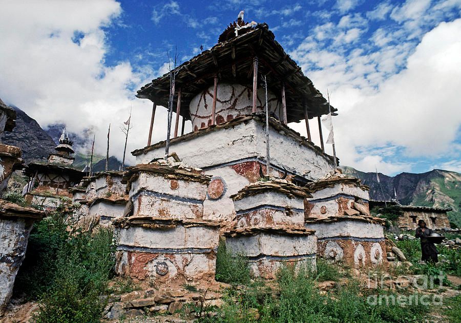 Traditional stone houses in Ringmo